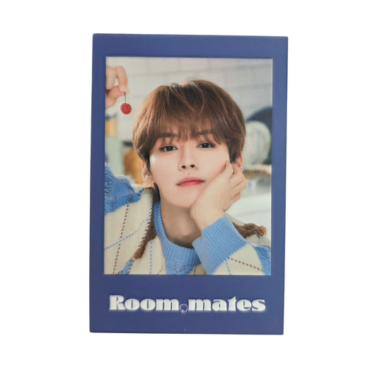 Stray Kids 2022 Season's Greetings Room,mates Official Photocard Leeknow